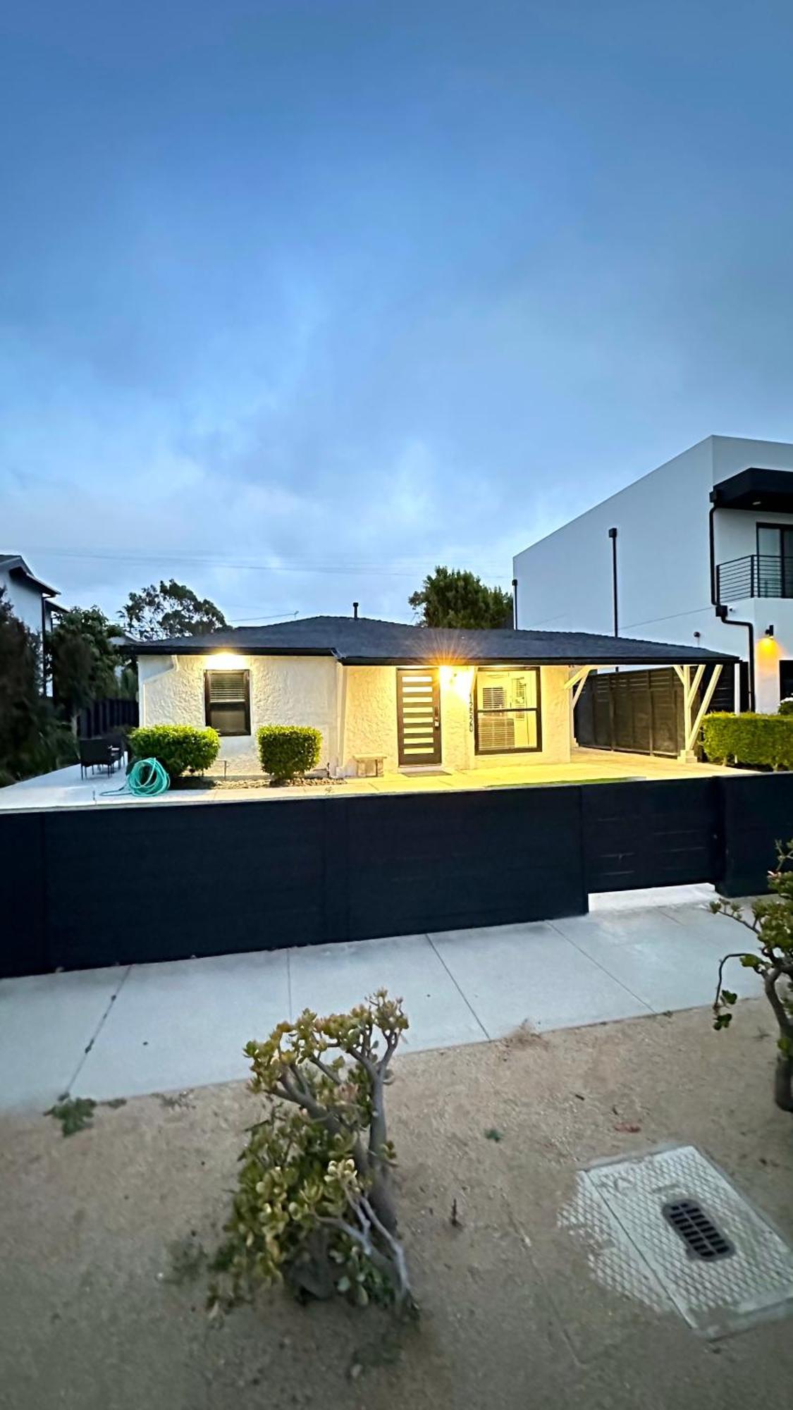 לוס אנג'לס Modern Studio Stylish &Cozy Ieft Unit מראה חיצוני תמונה